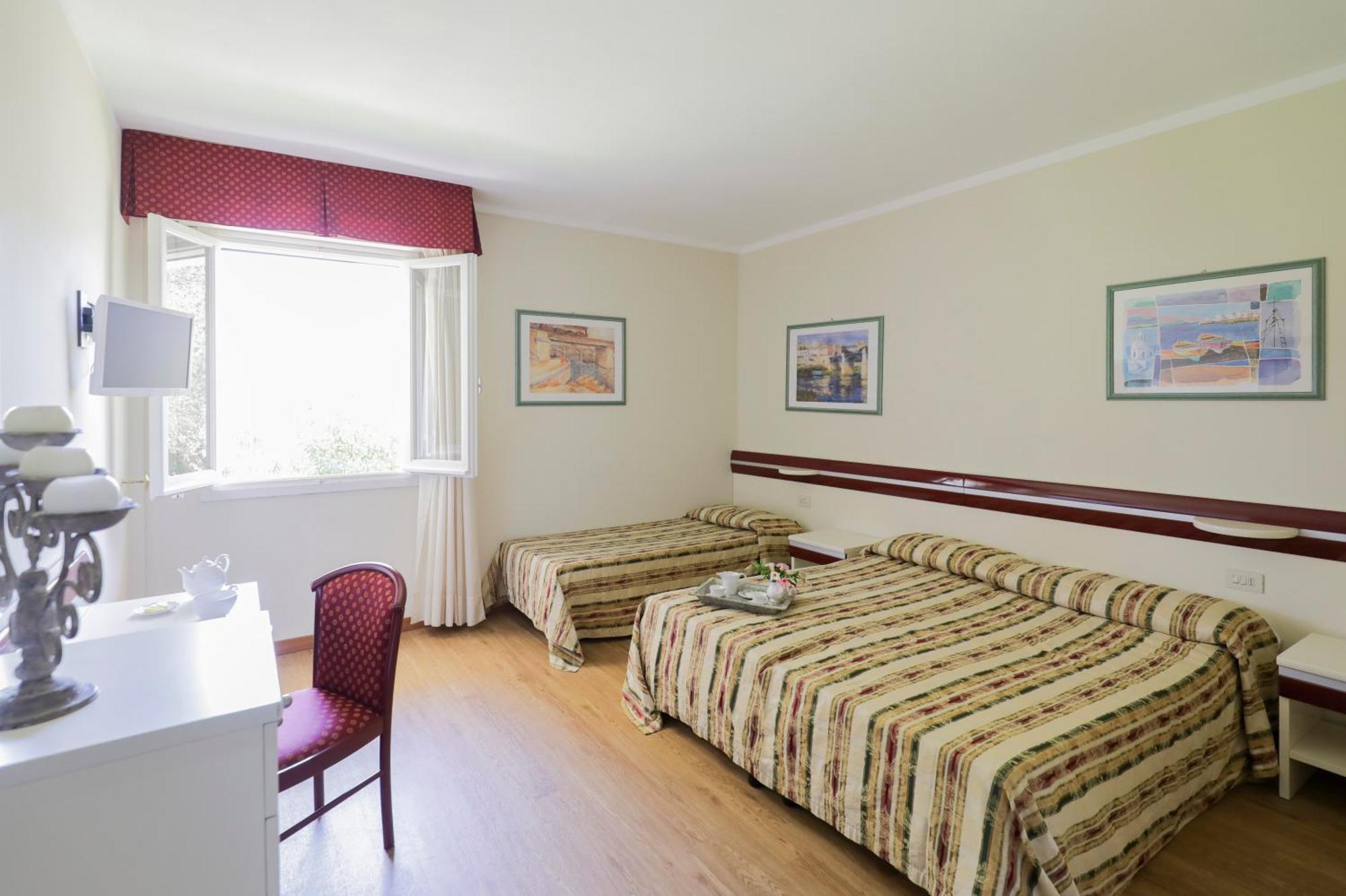 פורטופראיו Hotel Fabricia מראה חיצוני תמונה