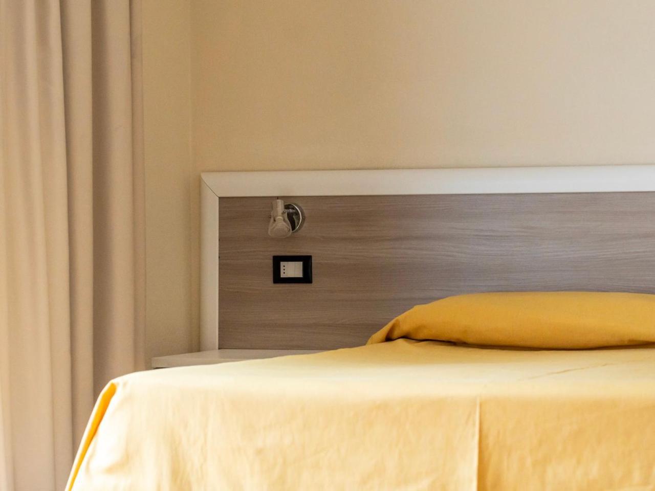 פורטופראיו Hotel Fabricia מראה חיצוני תמונה
